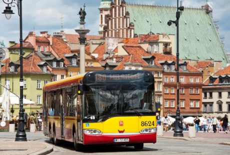 Panisko zajechało na przystanek
